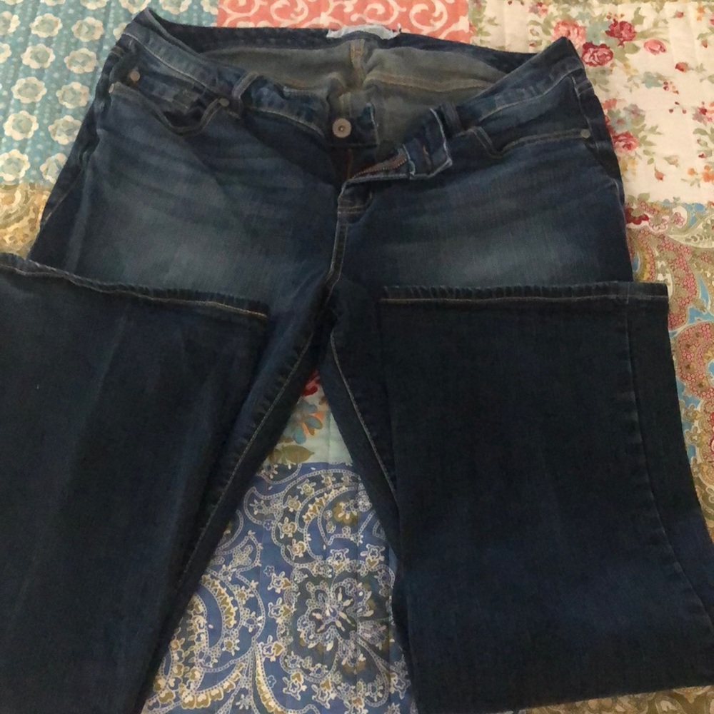 Size 18 dark wash jeans.
